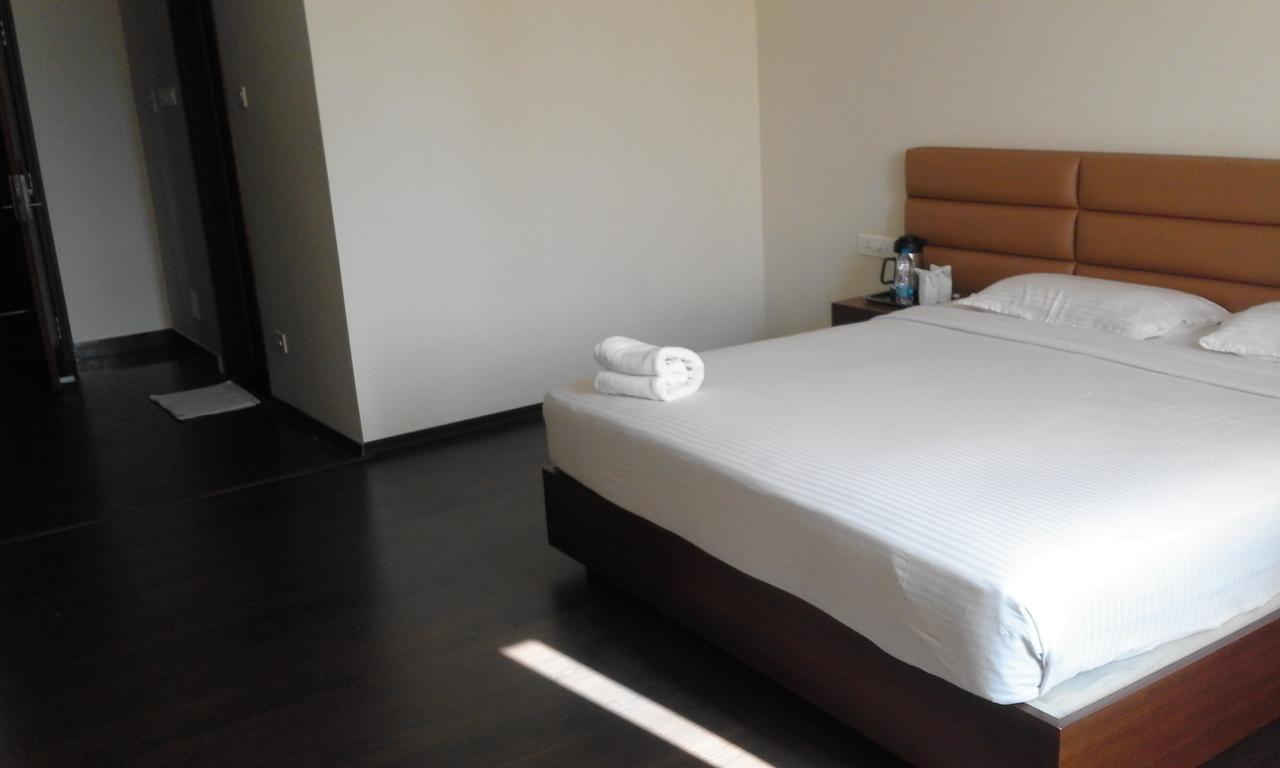 Отель Malabar Residency Каннур Экстерьер фото
